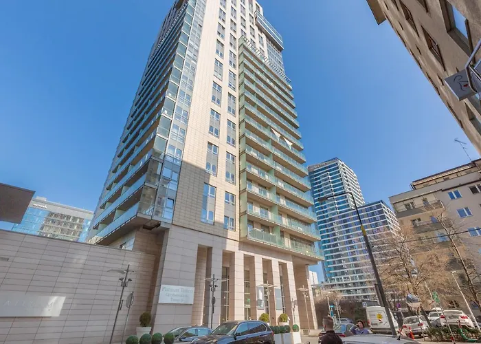 Platinum Towers Apartment With Parking By Renters Prestige