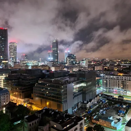Platinum Towers Apartment With Parking By Renters Prestige Warsaw Exterior photo